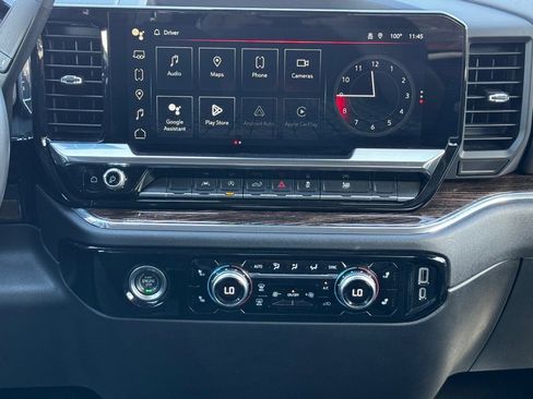 Used 2024 GMC Sierra 1500 SLE image 15