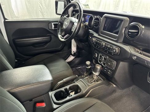 Used 2021 Jeep Wrangler Unlimited Sport image 26