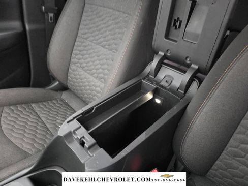 Used 2020 Chevrolet Equinox LT FWD image 17