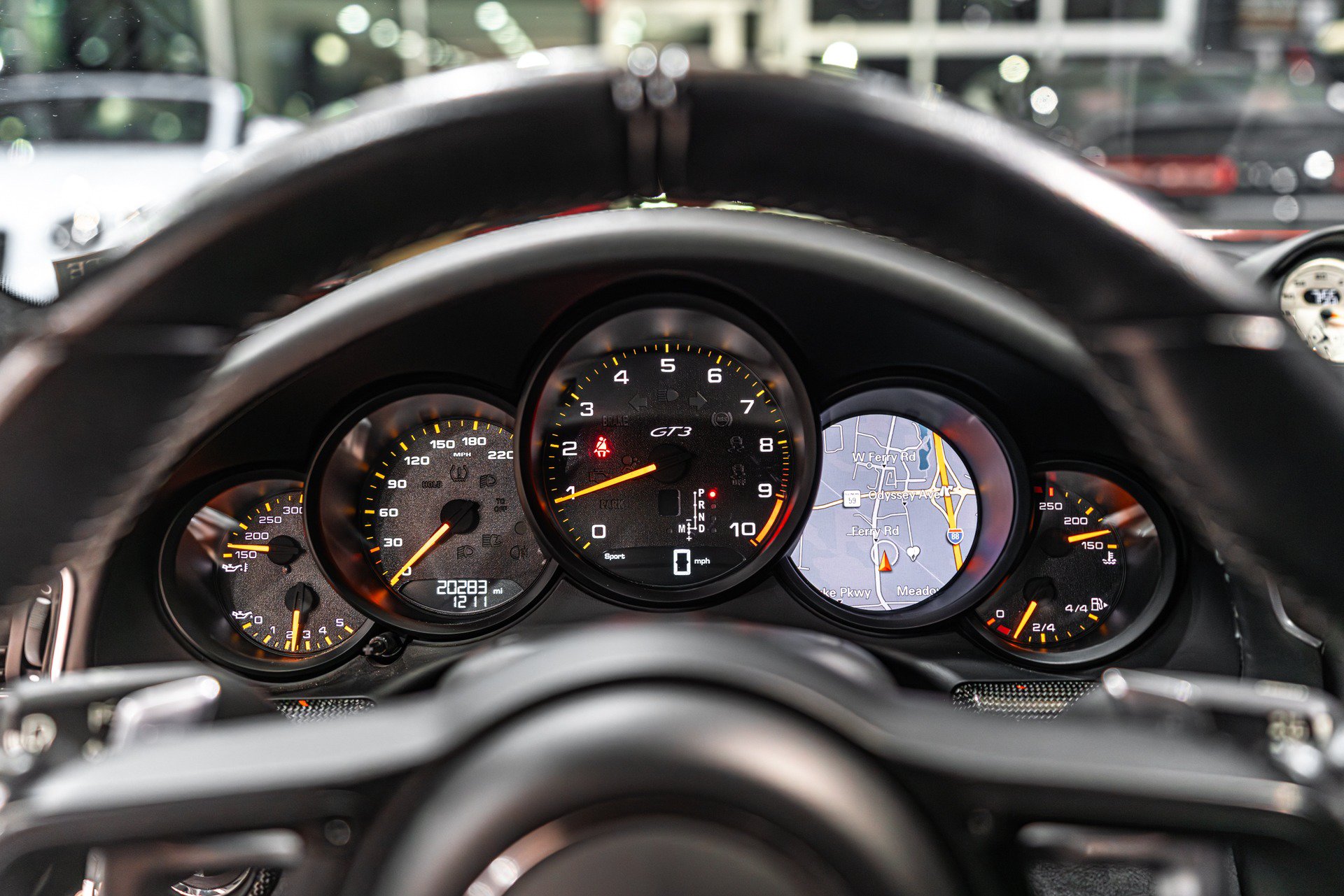 Used 2018 Porsche 911 GT3 RWD image 9
