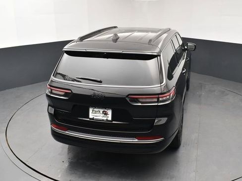 New 2026 Jeep Grand Cherokee L Limited image 17