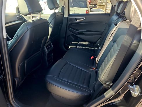 Used 2024 Ford Edge SEL image 13