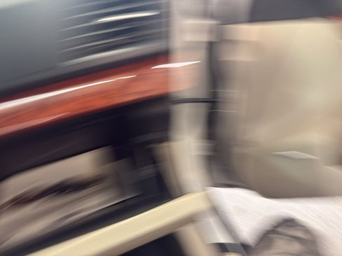 Used 2012 Subaru Outback 2.5i Limited w/ Moonroof Pkg image 24