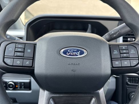 New 2025 Ford F350 XL w/ XL Chrome Package image 21