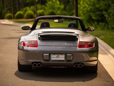 Used 2006 Porsche 911 Carrera 4S AWD/4WD image 17