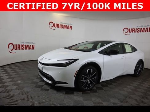 Used 2024 Toyota Prius XLE image 3