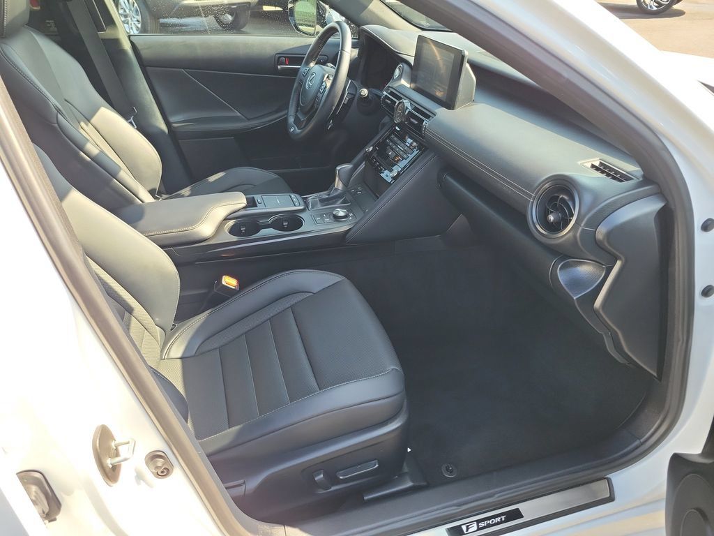 Used 2025 Lexus IS 350 F Sport w/ Accessory Package 2 RWD image 18