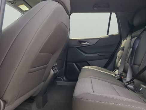 New 2027 Chevrolet Equinox LT FWD image 11