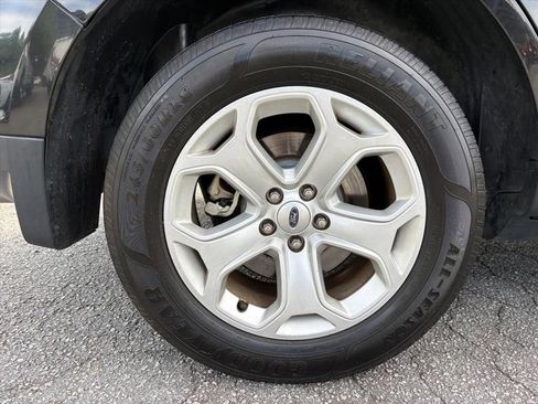 Used 2014 Ford Edge SE w/ Equipment Group 101A AWD/4WD image 24