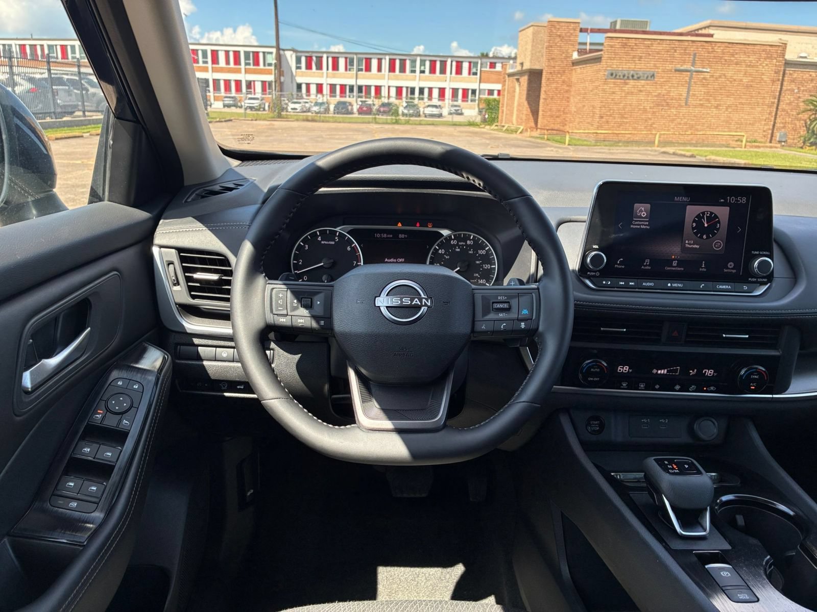 Used 2026 Nissan Rogue SV FWD image 35