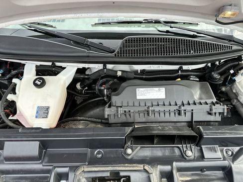 Used 2019 Chevrolet Express 3500 LT w/ LT Preferred Equipment Group image 32