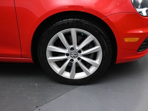 Used 2015 Volkswagen Eos Komfort FWD image 19