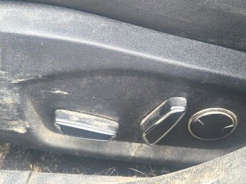 Used 2017 Ford Fusion SE FWD image 21