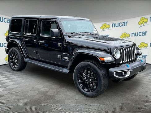 Used 2023 Jeep Wrangler Unlimited Sahara w/ Cold Weather Group AWD/4WD image 1
