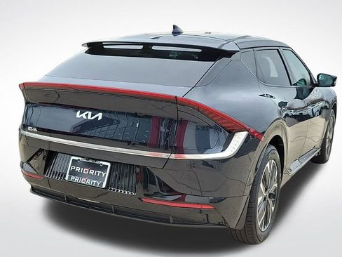 Used 2022 Kia EV6 Wind image 5