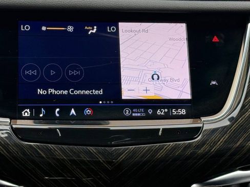 Certified 2022 Cadillac XT6 Premium Luxury w/ LPO, ONYX Package FWD image 8