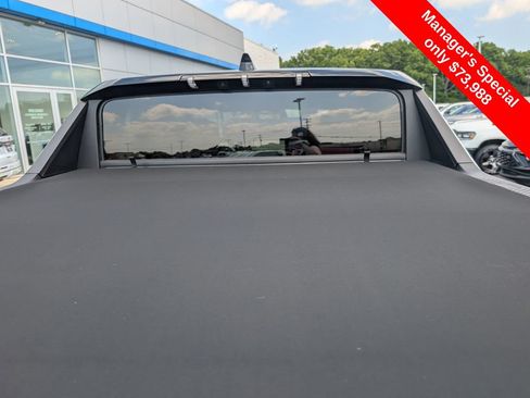 Used 2025 GMC Hummer EV 3X AWD/4WD image 9