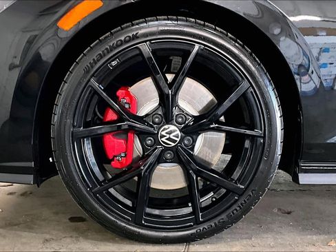 Used 2024 Volkswagen GTI SE image 12