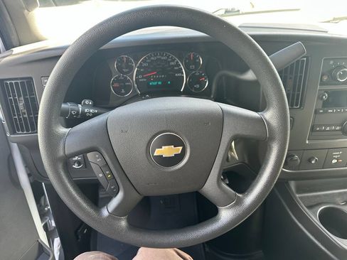 Used 2020 Chevrolet Express 3500 LT w/ LT Preferred Equipment Group RWD image 14