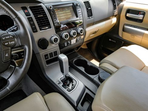 Used 2011 Toyota Sequoia Limited RWD image 20
