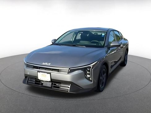 Used 2025 Kia K4 FWD image 7