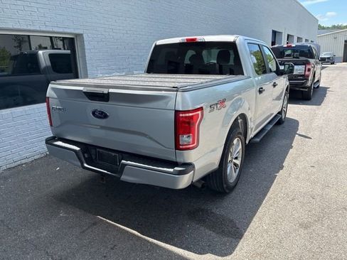 Used 2017 Ford F150 XL w/ Equipment Group 101A Mid RWD image 9