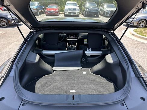 Used 2025 Nissan Z Sport w/ Floor Mat Package RWD image 31