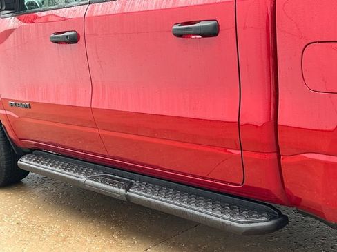 New 2026 RAM 1500 Express AWD/4WD image 9