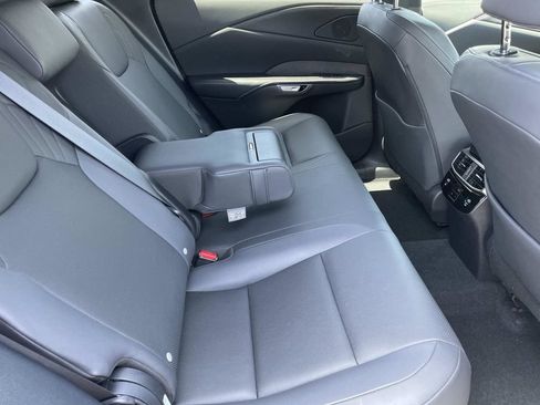 Used 2024 Lexus RX 350 Premium w/ Convenience Package FWD image 24