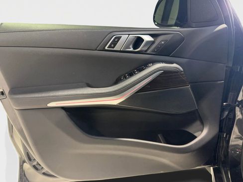 Used 2020 BMW X5 sDrive40i w/ Premium Package image 18