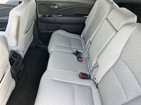 Certified 2019 Honda Passport Touring image 17
