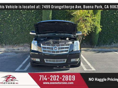 Used 2013 Cadillac Escalade Platinum AWD/4WD image 15