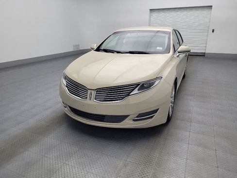 Used 2016 Lincoln MKZ image 15