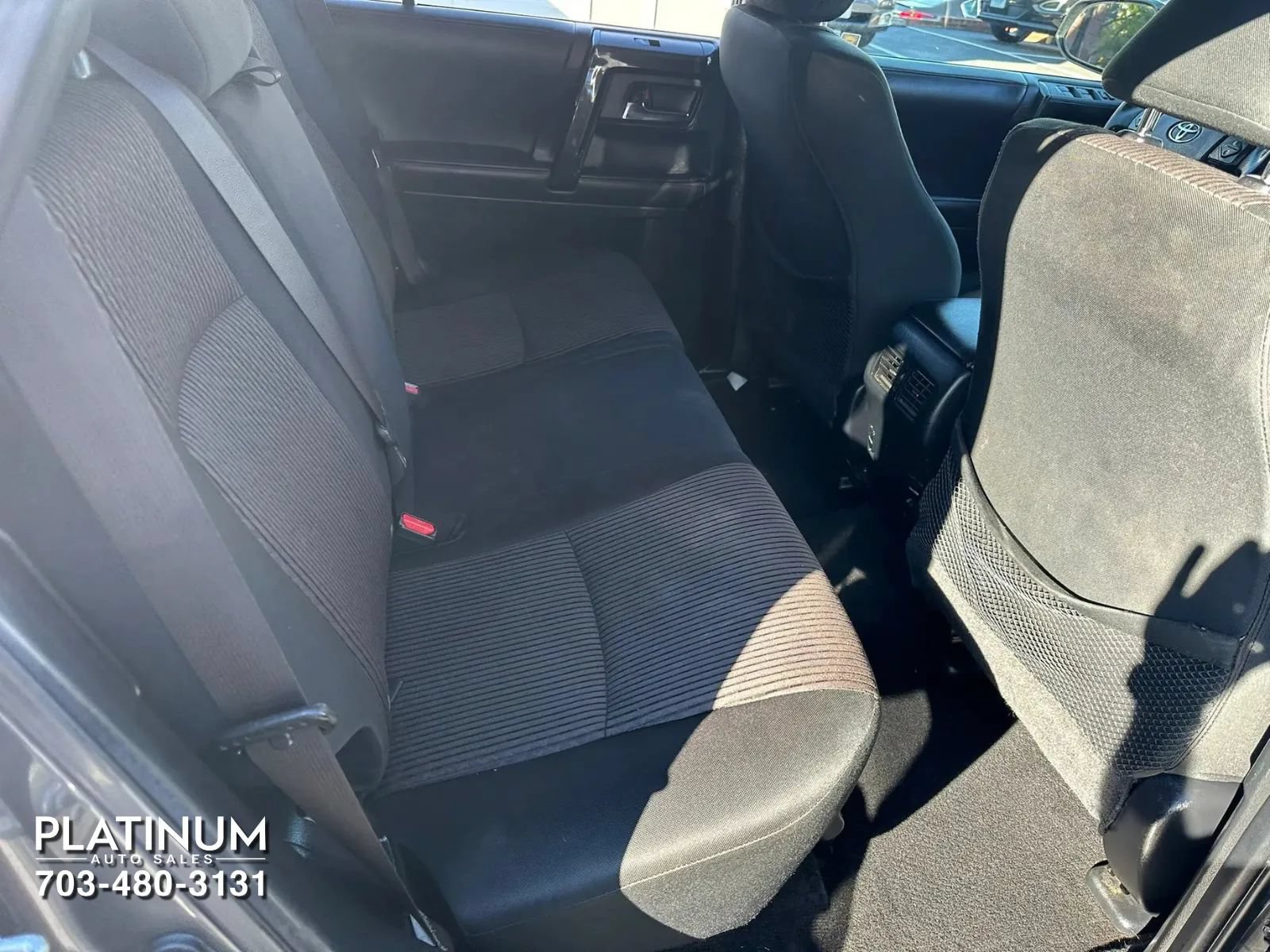 Used 2018 Toyota 4Runner TRD Off-Road AWD/4WD image 15