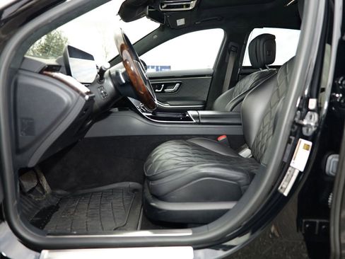 Used 2022 Mercedes-Benz S 580 4MATIC Sedan image 17