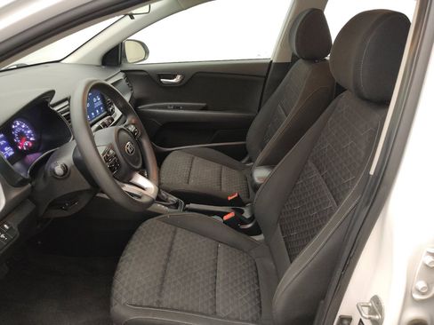 Used 2019 Kia Rio S FWD image 17