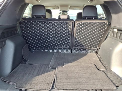 Used 2020 Ford Escape Titanium image 22