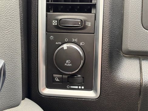 Used 2015 RAM 1500 Big Horn image 18