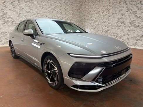 New 2026 Hyundai Sonata SEL FWD image 9