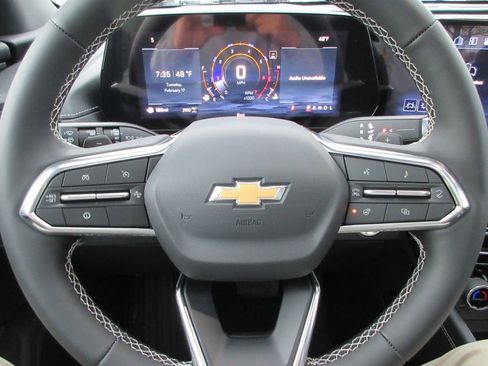 New 2026 Chevrolet Traverse LT w/ Sun and Wheel Package image 23