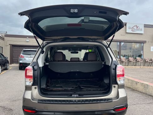Used 2018 Subaru Forester 2.5i Touring w/ Popular Package #3B AWD/4WD image 23