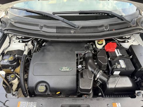 Used 2014 Ford Explorer Limited w/ Equipment Group 302A AWD/4WD image 22