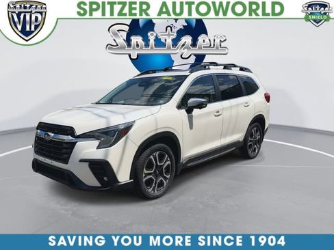 Used 2023 Subaru Ascent Limited w/ Technology Package AWD/4WD image 4