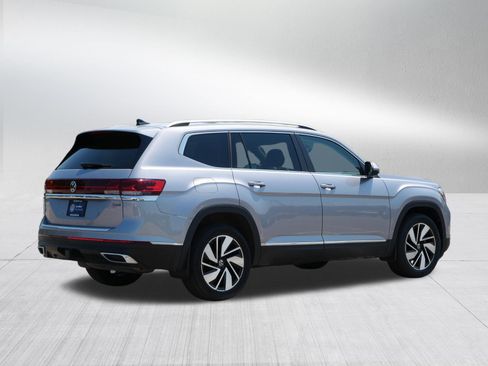 Certified 2024 Volkswagen Atlas SEL AWD/4WD image 7