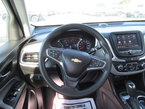 Used 2020 Chevrolet Equinox LT image 11