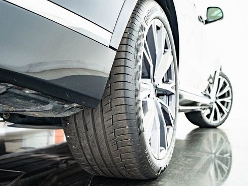 Used 2022 BMW X7 xDrive40i w/ Premium Package image 40