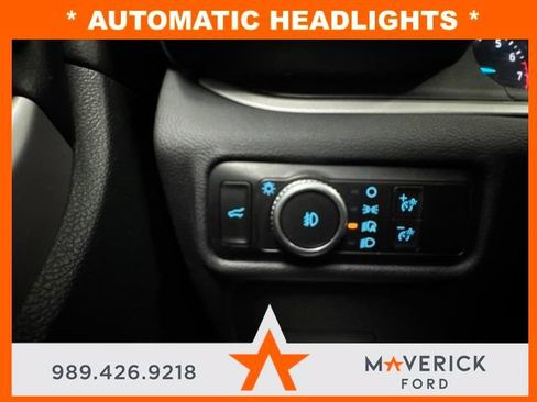 Used 2023 Ford Explorer XLT w/ Equipment Group 202A AWD/4WD image 22
