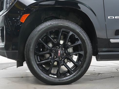 Used 2024 GMC Yukon Denali w/ Denali Reserve Package AWD/4WD image 33