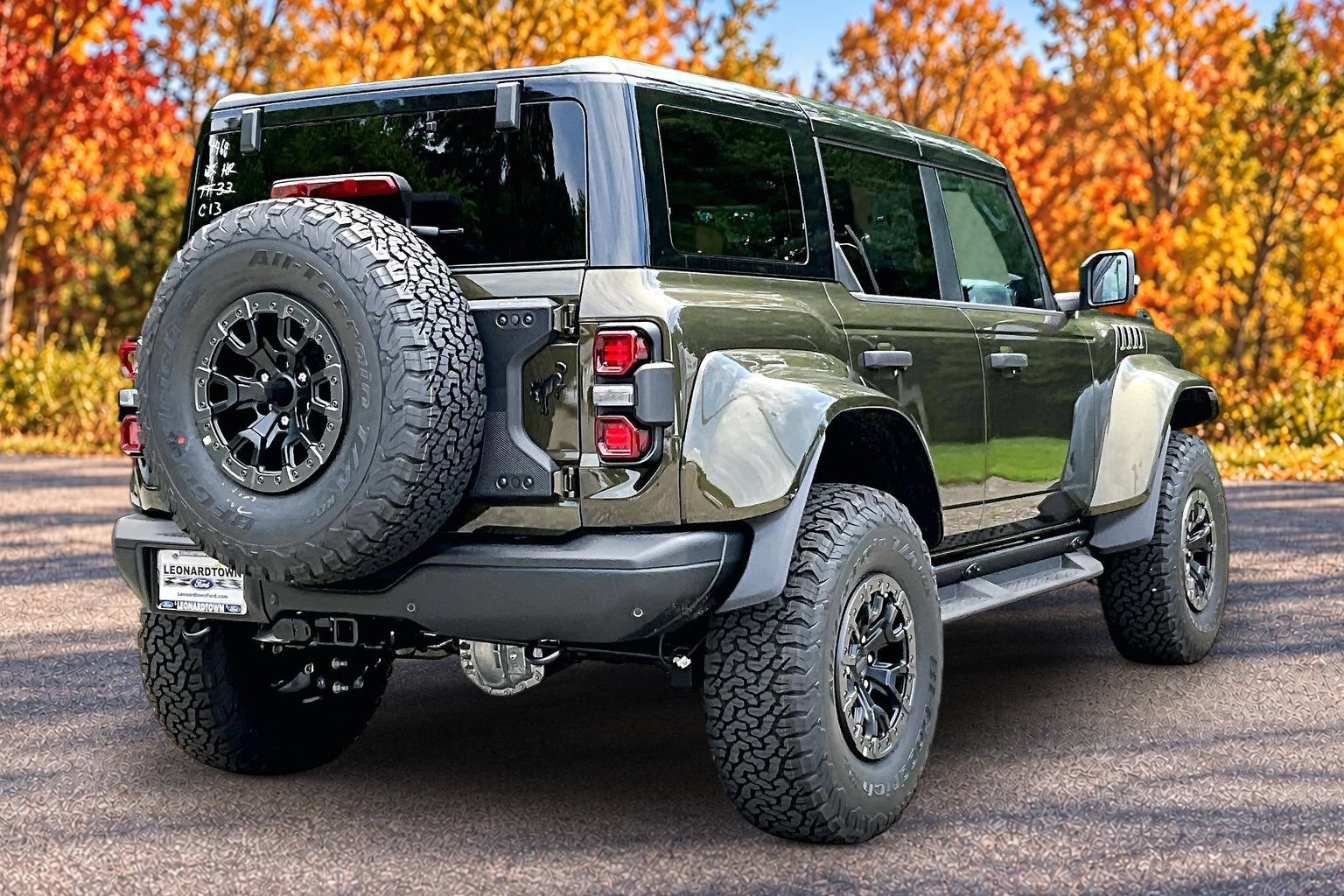 New 2026 Ford Bronco Raptor AWD/4WD image 18