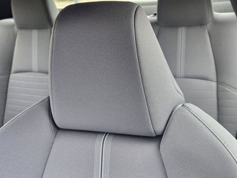 Used 2025 Toyota Corolla SE w/ SE Premium Package FWD image 16